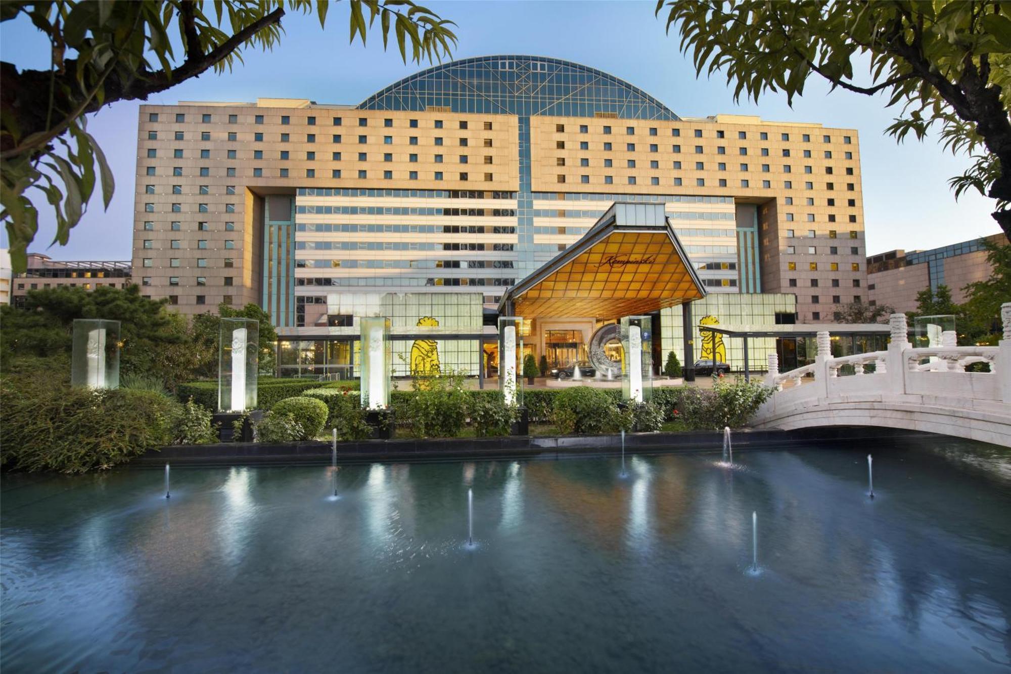 Kempinski Hotel Beijing Yansha Center Exteriör bild